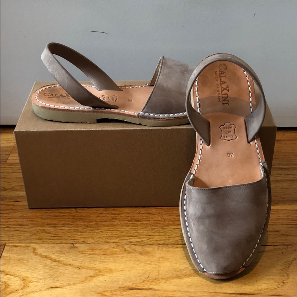 Calaxini avarcas sandals beige 38 (US 8) worn once